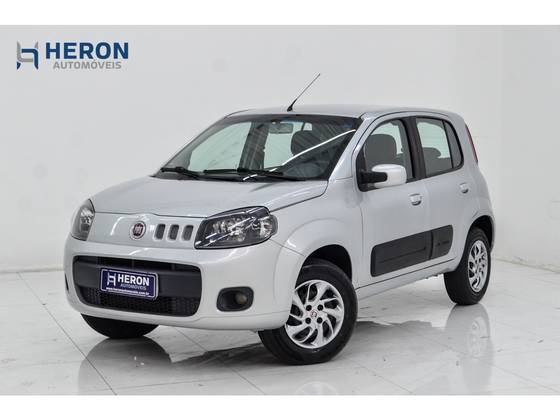 FIAT UNO 1.0 EVO VIVACE 8V FLEX 4P MANUAL